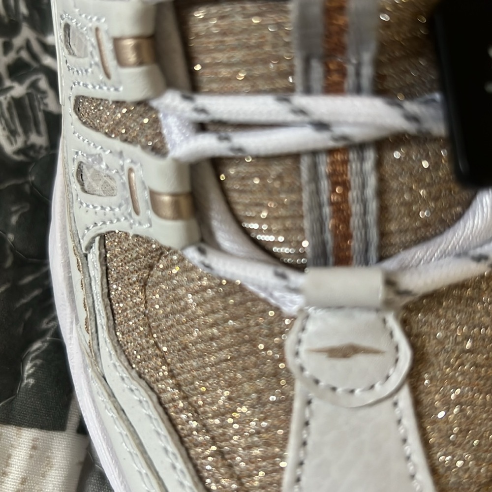 Avia Women's Glitter Sneakers - White and Gold - Picture 7 of 8